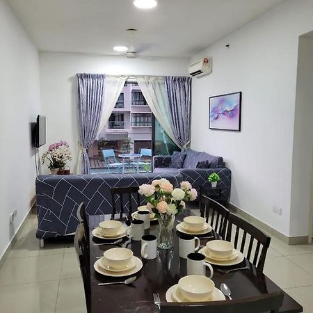 Homestay D'Univ 360 Place Seri Kembangan Εξωτερικό φωτογραφία