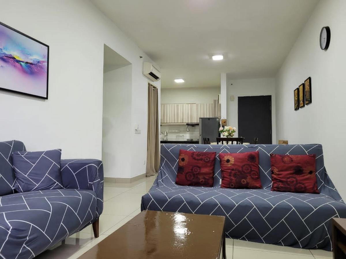 Homestay D'Univ 360 Place Seri Kembangan Εξωτερικό φωτογραφία
